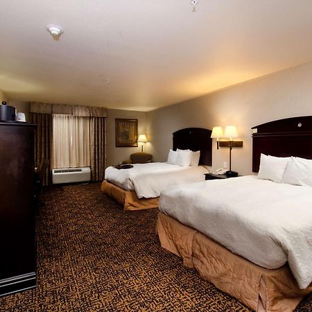 Hampton Inn & Suites Gallup Bagian luar foto