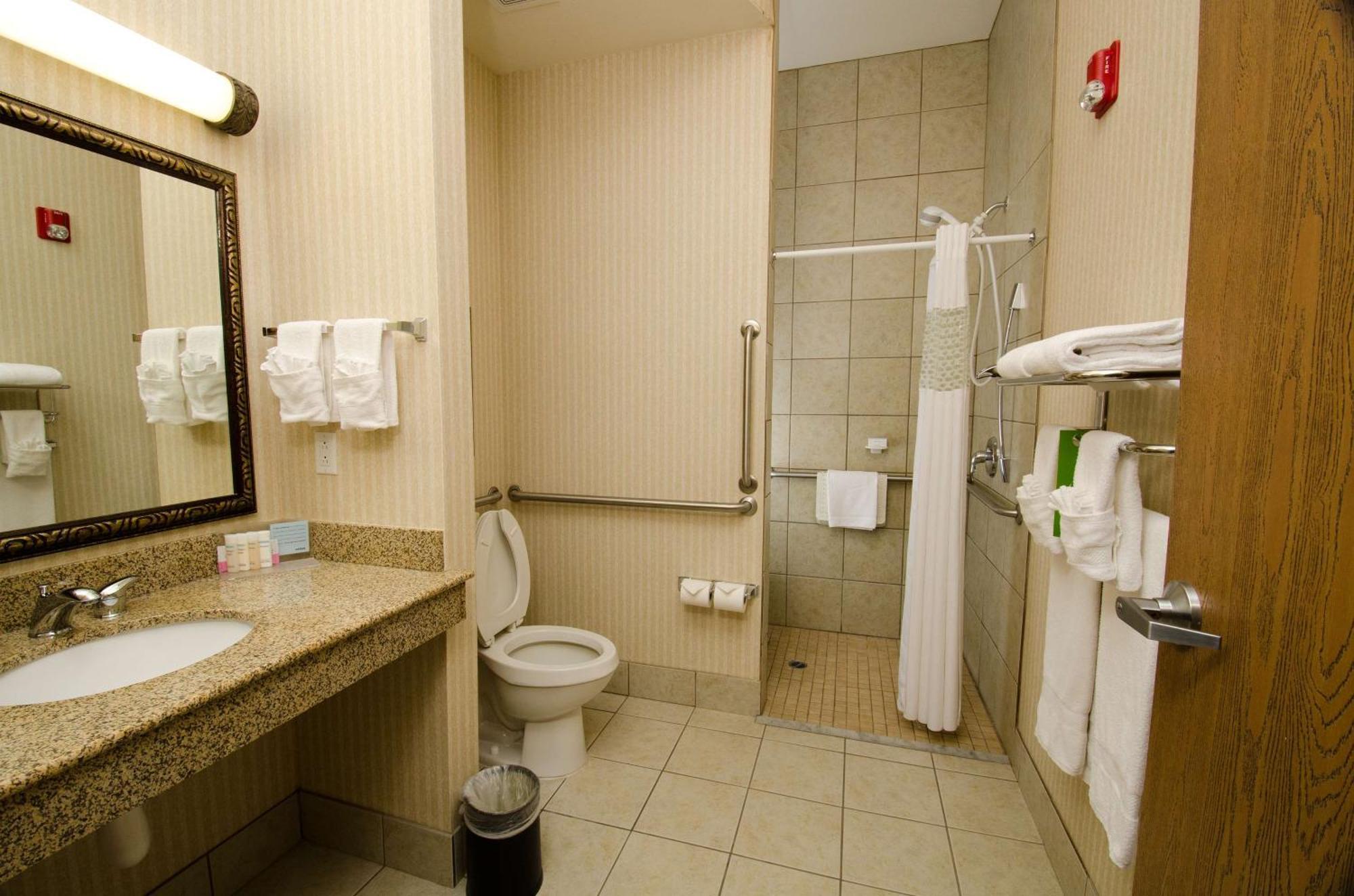Hampton Inn & Suites Gallup Bagian luar foto