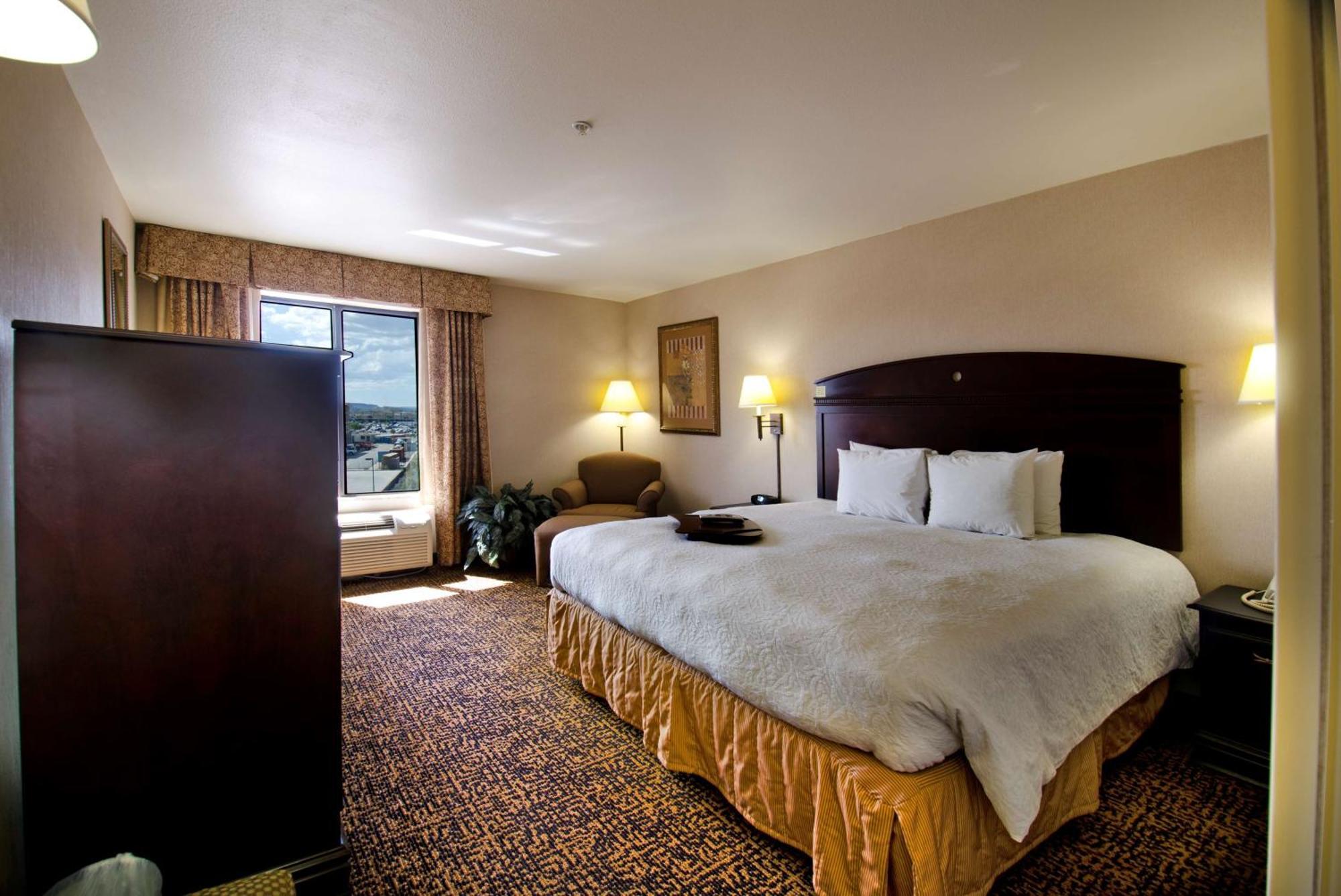 Hampton Inn & Suites Gallup Bagian luar foto